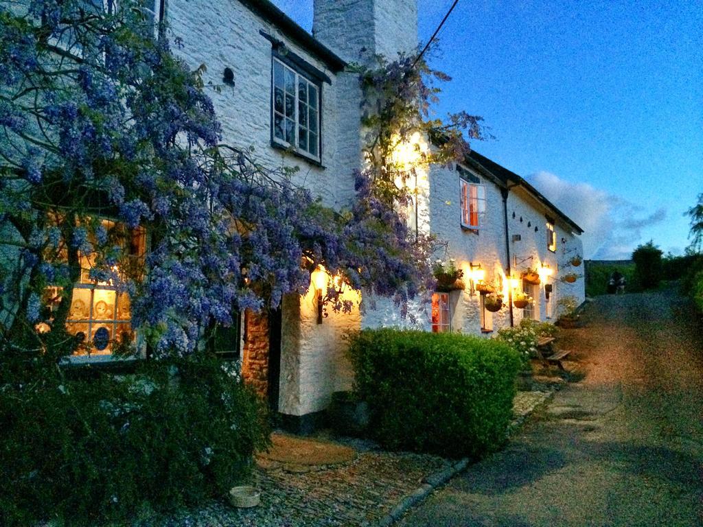 Old Church House Inn ニュートン・アボット エクステリア 写真